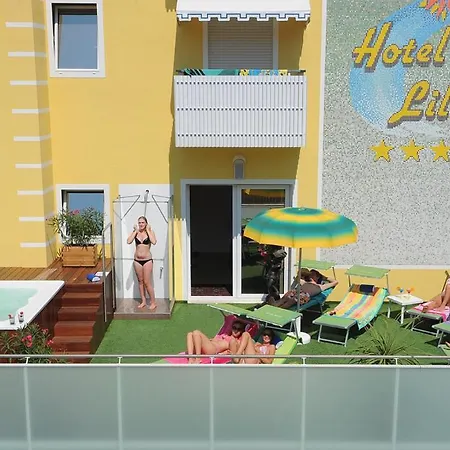 Hotel Lilia 3*