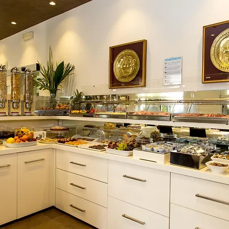 丽利亚酒店