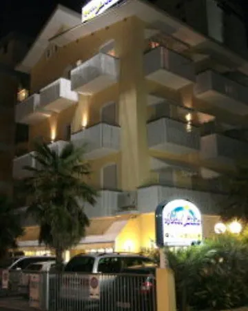 Hotel Lilia 3*